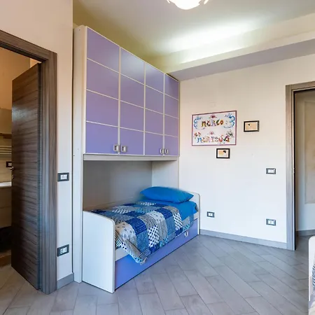 아파트 La Dimora Del Pontile By Interhome